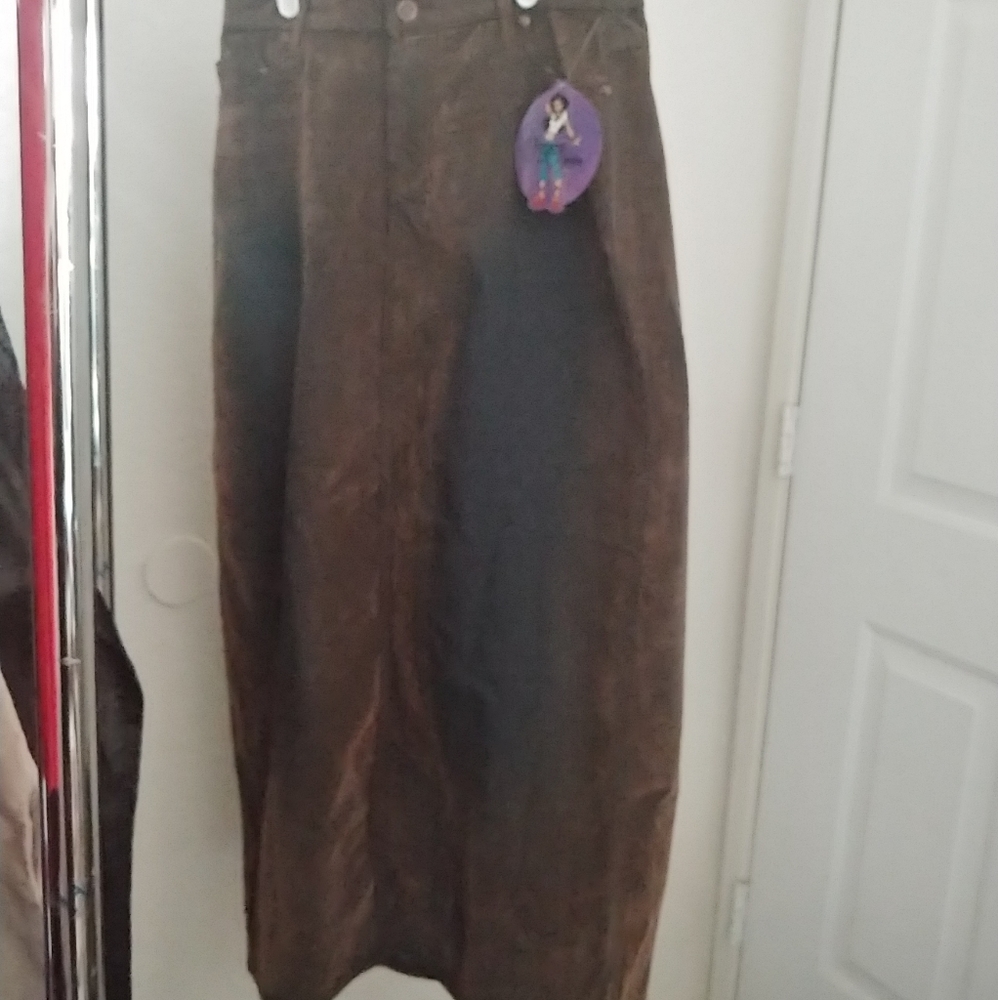 Long Skirt
